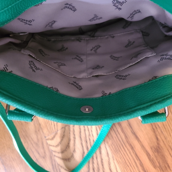 Thirty-one Tote & Matching Wallet - Picture 3 of 7